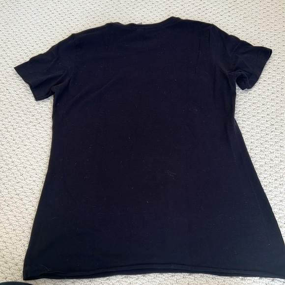 Rare! NWOT Peloton holiday t-shirt, women’s size Small - Picture 5 of 5